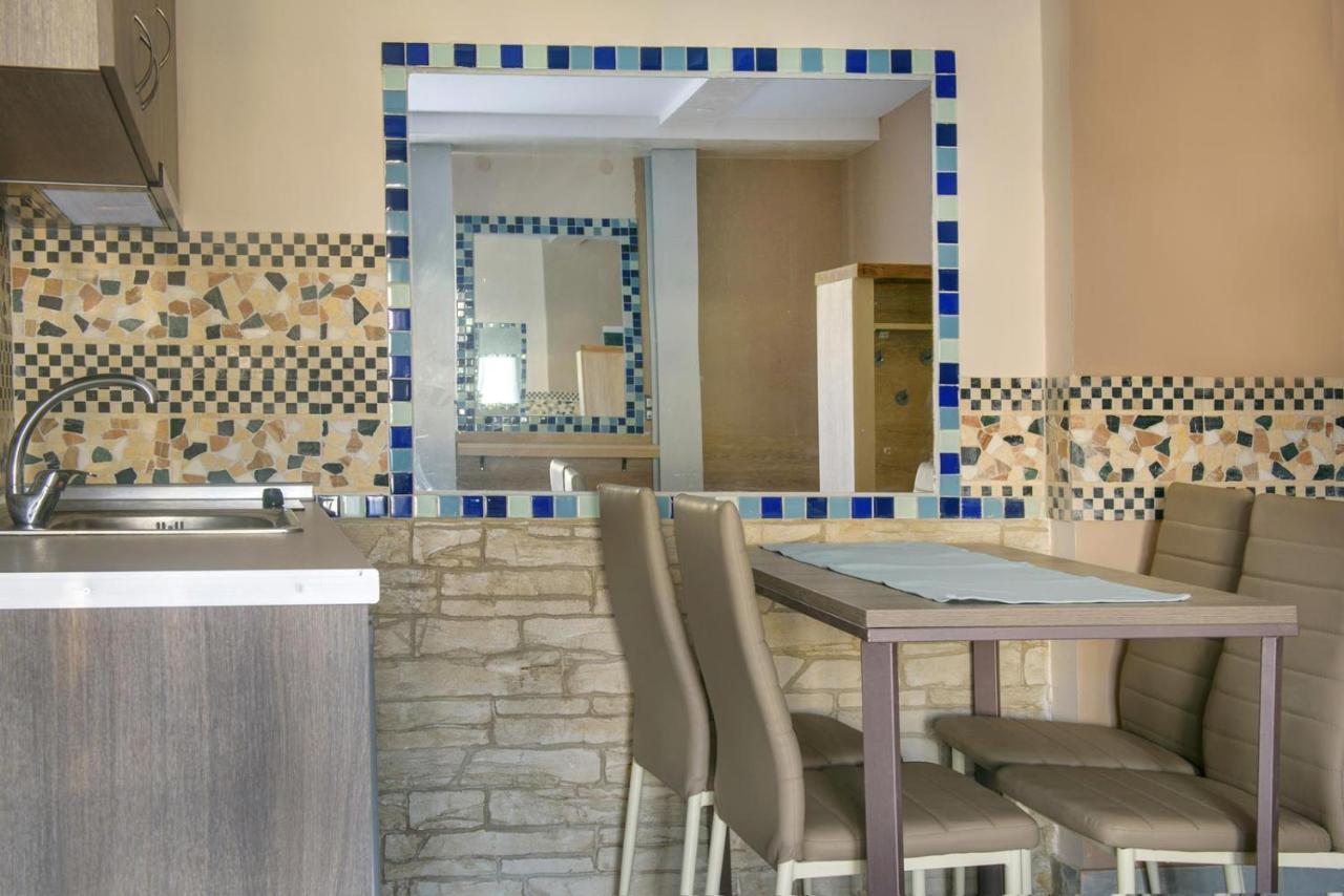 3D Iliadis Suites Иериссос Экстерьер фото
