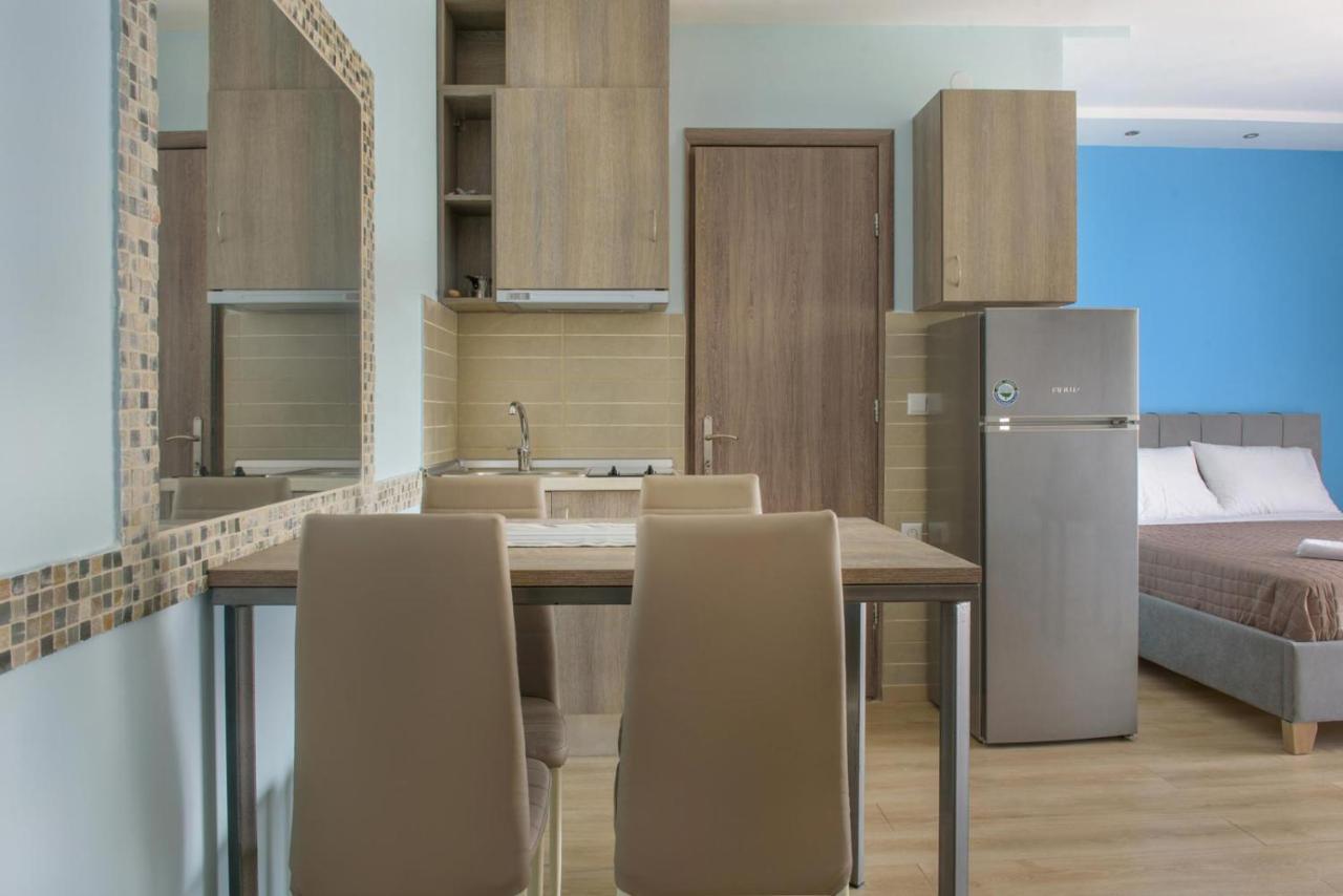 3D Iliadis Suites Иериссос Экстерьер фото